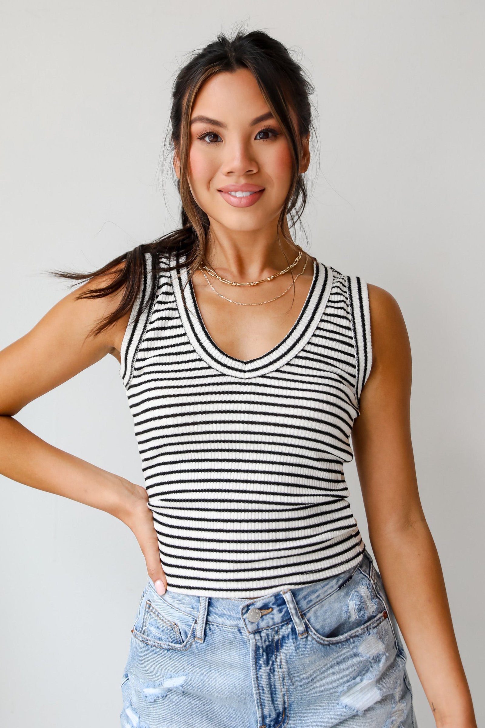 Bri Striped V-Neck Tank WE15